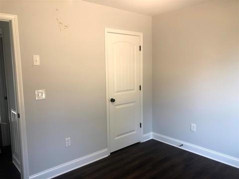 207 Red Hawk Dr, Campobello, SC 29322 photo 9