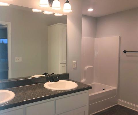 207 Red Hawk Dr, Campobello, SC 29322 photo 7