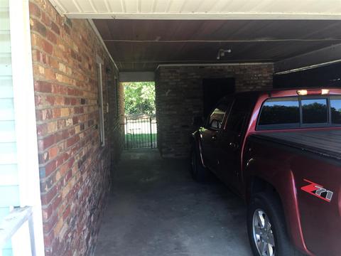 208 Tower Dr, Moore, SC 29369 photo 4