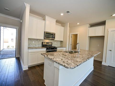 114 Outback Dr, Greer, SC 29650 photo 4