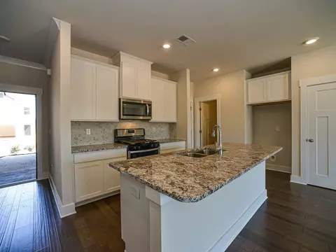 109 Outback Dr, Greer, SC 29650 photo 3