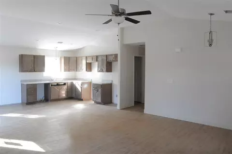 251 Settle Ave, Campobello, SC 29322 photo 2