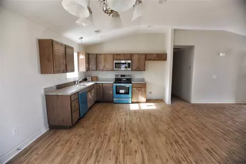 251 Settle Ave, Campobello, SC 29322 photo 3