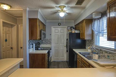 100 E Celestial Dr, Greer, SC 29651 photo 7