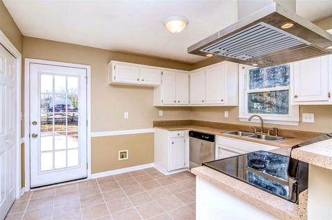 219 SW Fieldsedge, Moore, SC 29369 photo 4