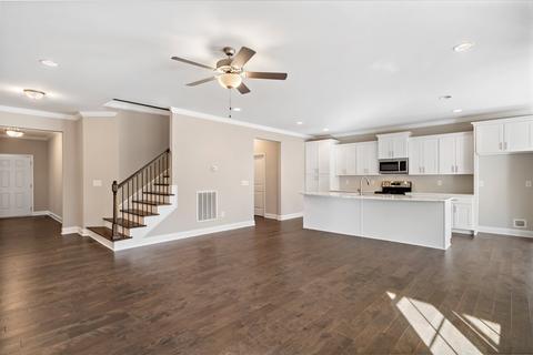 435 S Pendernale Dr, Moore, SC 29369 photo 5