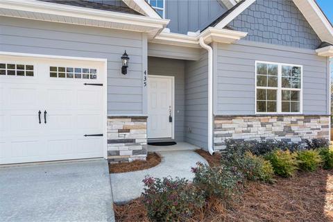 435 S Pendernale Dr, Moore, SC 29369 photo 3