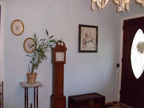 125 Ridgeway Rd, Gaffney, SC 29340 photo 2
