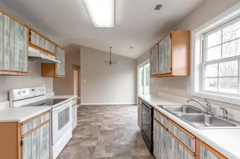 170 Dillard Rd, Duncan, SC 29334 photo 7