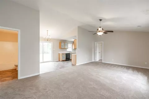 170 Dillard Rd, Duncan, SC 29334 photo 3