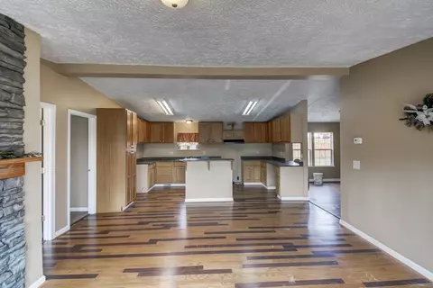 3713 Pennington Rd, Greer, SC 29651 photo 10