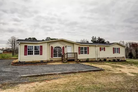 3713 Pennington Rd, Greer, SC 29651 photo 2
