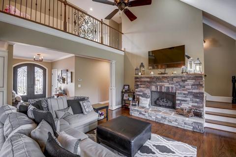 524 Duncan Reidville Rd, Duncan, SC 29334 photo 6
