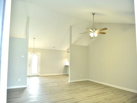 258 Cornelson Dr, Greer, SC 29651 photo 4