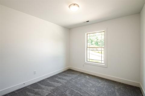 135 North Ave, Duncan, SC 29334 photo 15