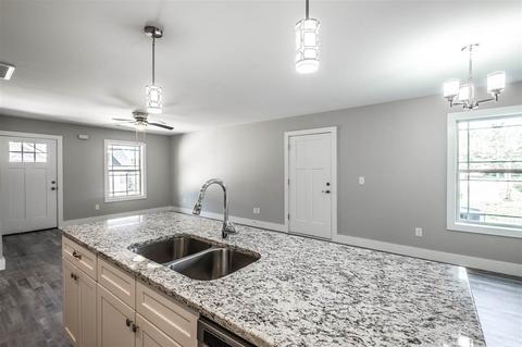 135 North Ave, Duncan, SC 29334 photo 5