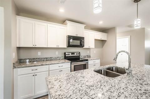 135 North Ave, Duncan, SC 29334 photo 4