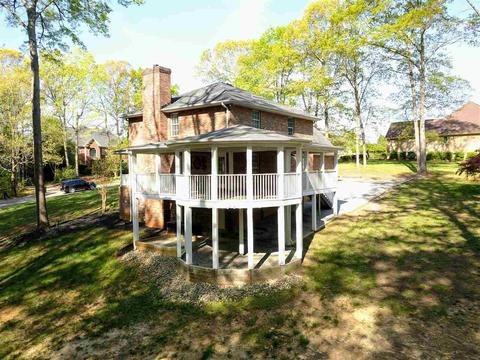 137 Hampton Dr, Gaffney, SC 29341 photo 2