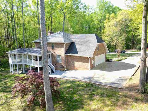 137 Hampton Dr, Gaffney, SC 29341 photo 3