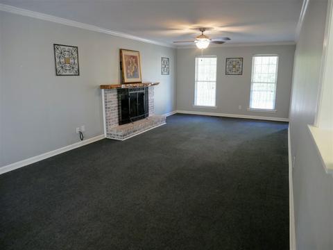 137 Hampton Dr, Gaffney, SC 29341 photo 5