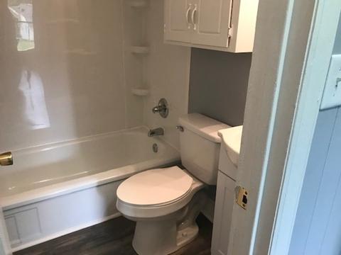 411 E Oneal St, Gaffney, SC 29340 photo 2