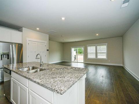 131 Outback Dr, Greer, SC 29650 photo 9
