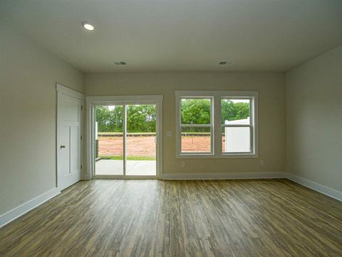 125 Outback Dr, Greer, SC 29650 photo 8
