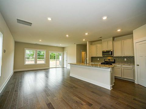 121 Outback Dr, Greer, SC 29650 photo 4
