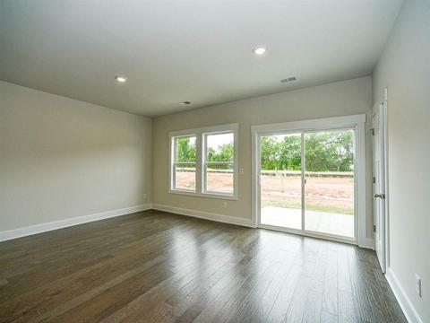 121 Outback Dr, Greer, SC 29650 photo 6