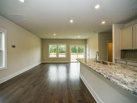 121 Outback Dr, Greer, SC 29650 photo 5