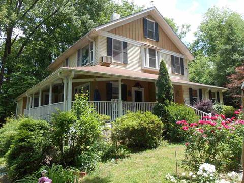 90 Bickford Ave, Tryon, NC 28782 photo 1