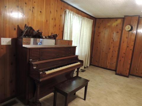 4325 Compton Bridge Rd, Campobello, SC 29322 photo 7