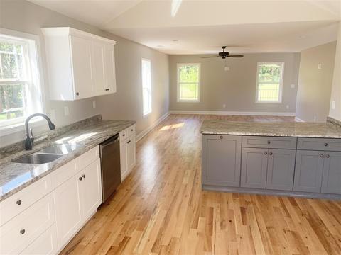 205 Forest Ave, Landrum, SC 29356 photo 6