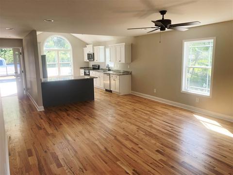 205 Forest Ave, Landrum, SC 29356 photo 2