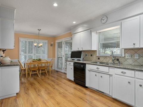 100 Sheldon Dr, Moore, SC 29369 photo 15