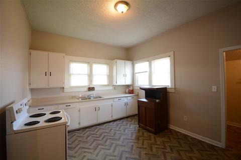 10 19th St, Greer, SC 29651 photo 7
