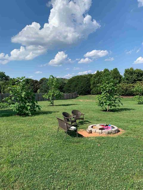 615 E Keepsake Ln, Inman, SC 29349 photo 3