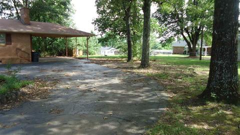 922 E Main St, Duncan, SC 29334 photo 13