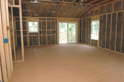 233 Settle Ave, Campobello, SC 29322 photo 3