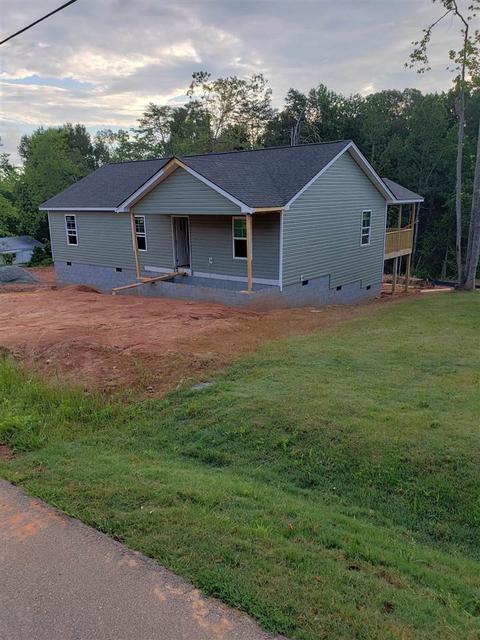 233 Settle Ave, Campobello, SC 29322 photo 6