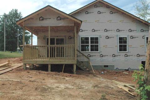 243 Settle Ave, Campobello, SC 29322 photo 4