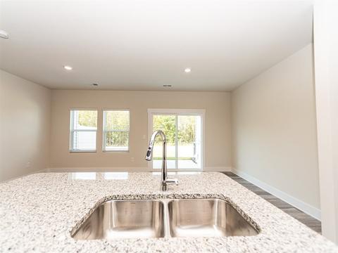 607 Purteview Pl, Greer, SC 29650 photo 7
