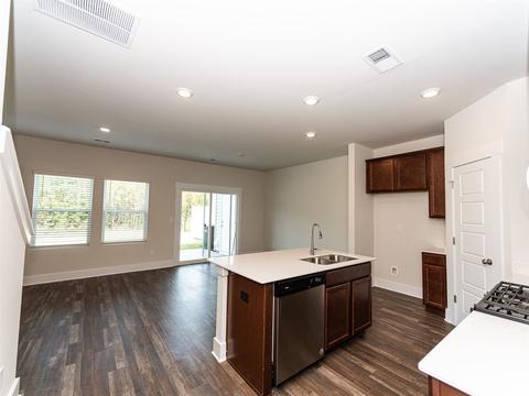 609 Purteview Pl, Greer, SC 29650 photo 5