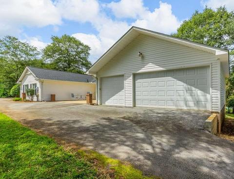 126 Commodore Dr, Duncan, SC 29334 photo 5