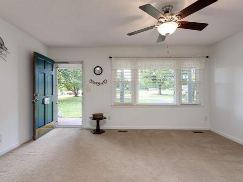 110 Circle Dr, Lyman, SC 29365 photo 5