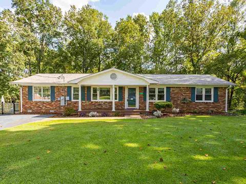 110 Circle Dr, Lyman, SC 29365 photo 1