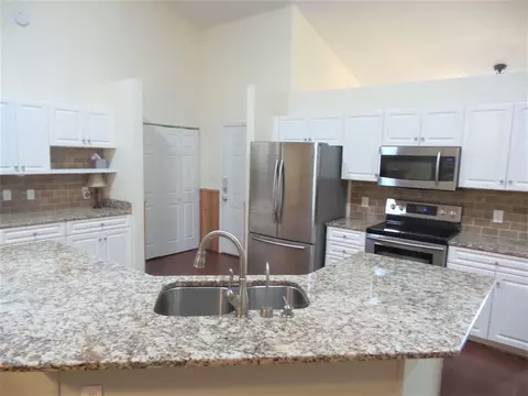 223 Cornelson Dr, Greer, SC 29651 photo 2