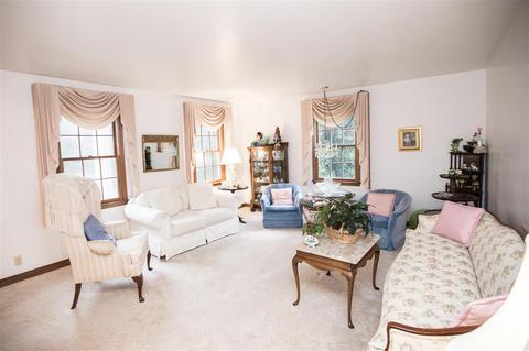 201 Riveredge Dr, Moore, SC 29369 photo 9