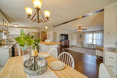 325 E Fox Ridge Dr, Lyman, SC 29365 photo 6