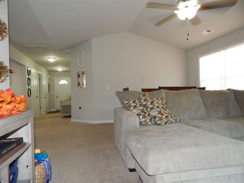 336 Crescent Cir, Duncan, SC 29334 photo 9